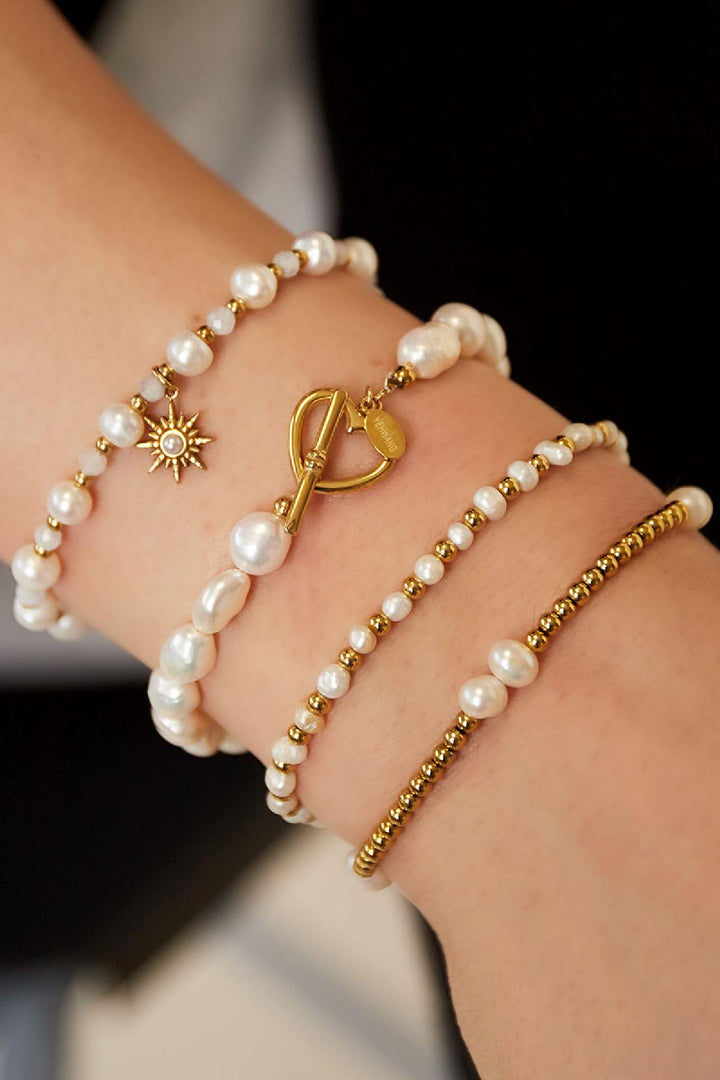 Bracelet pearl heart closure Gold Color Stainless Steel