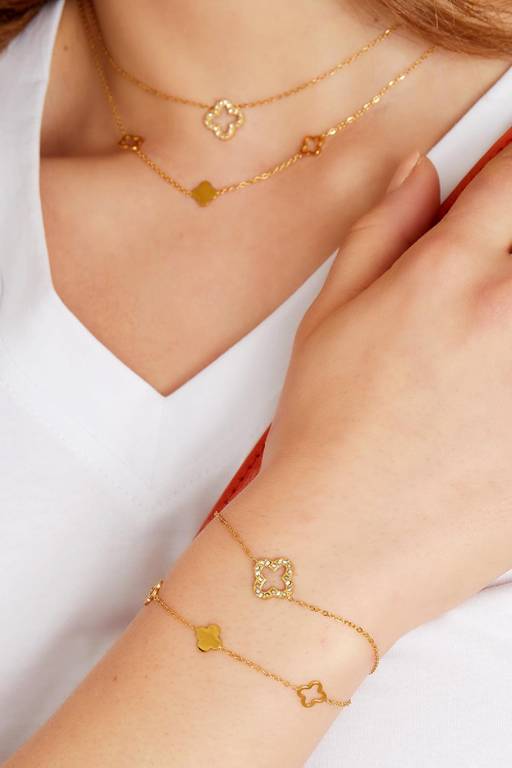 Bracelet clover with zircon stones Gold Color Stainless Steel