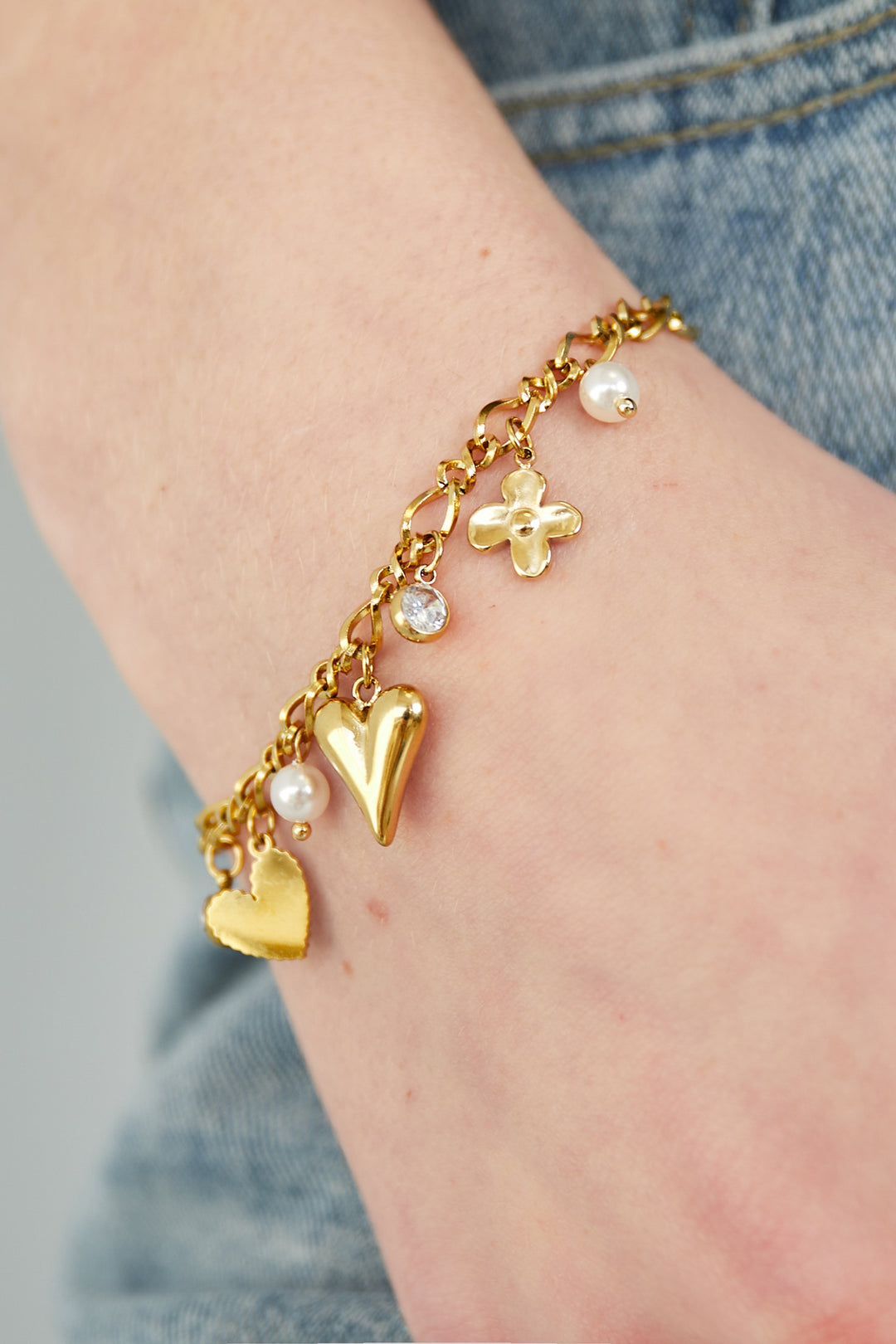 sparkling love bracelet