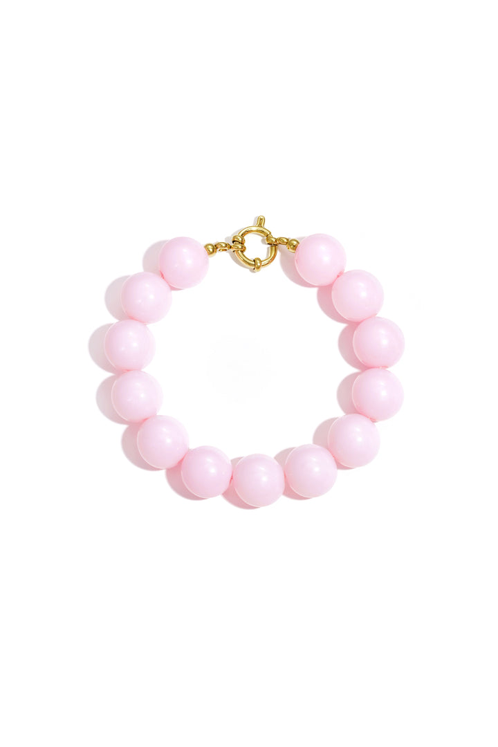 Bracelet with large beads and front closure