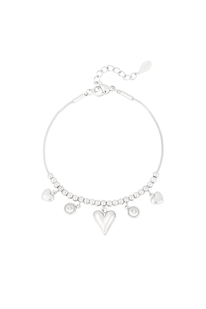 gleaming heart bracelet