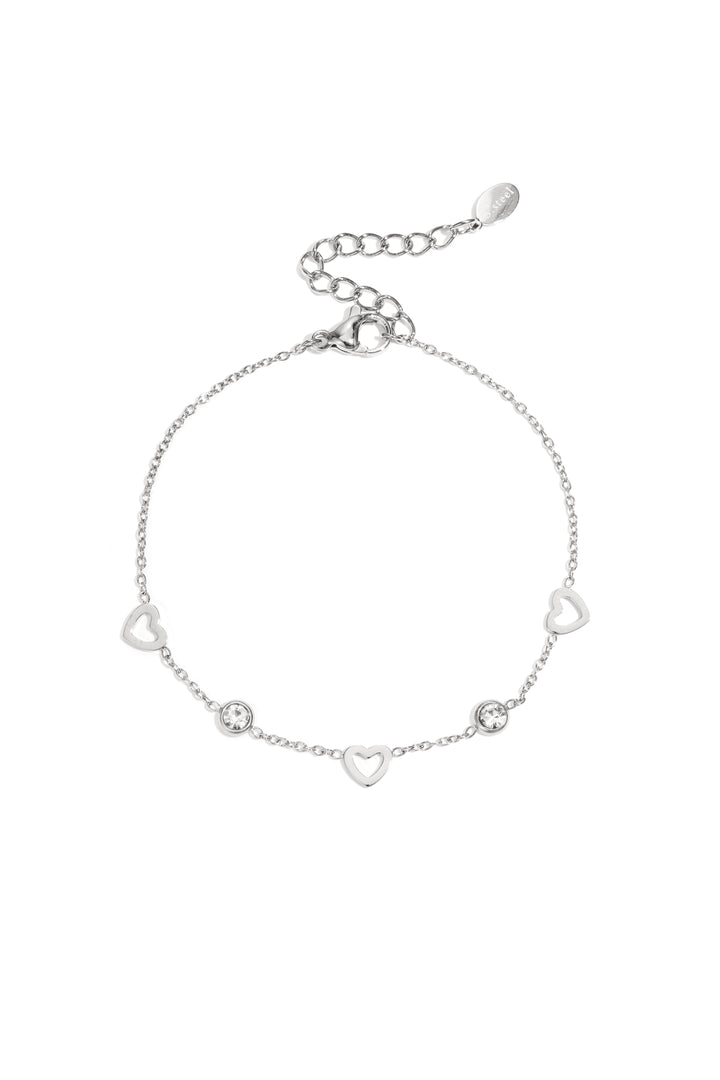 bracelet with heart and diamond charms
