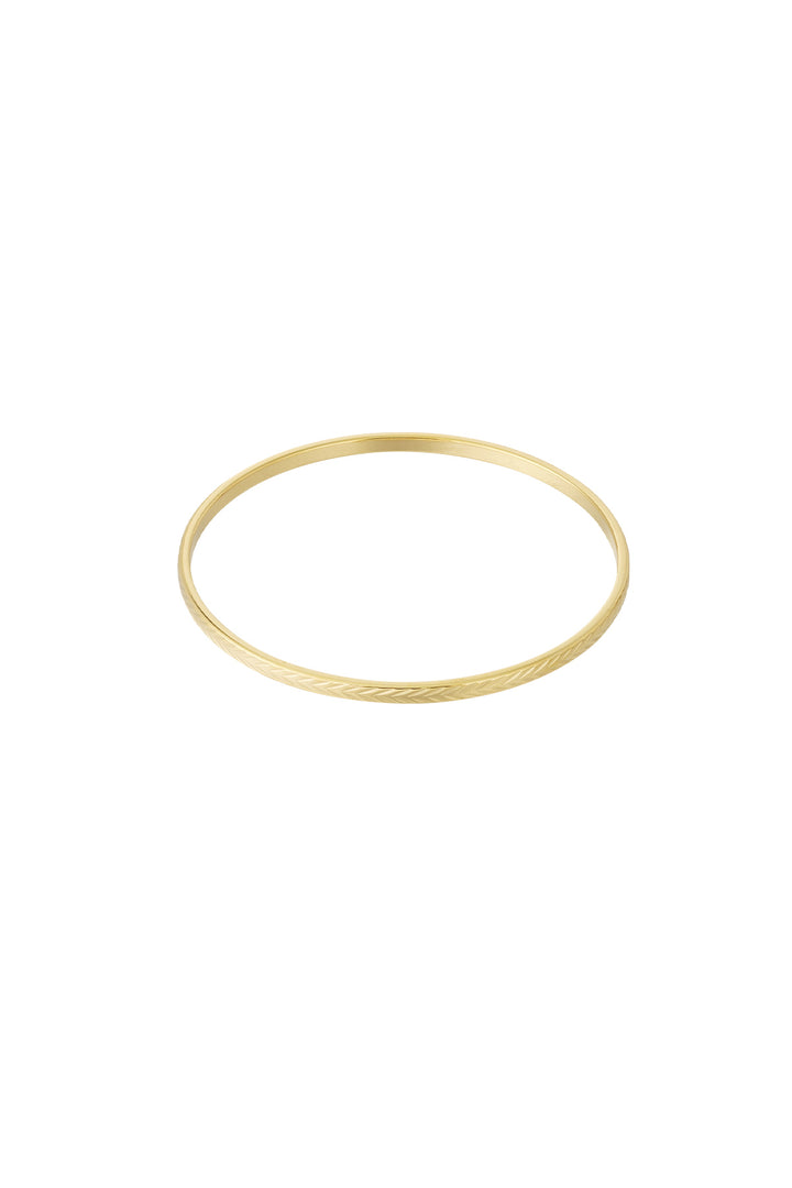 Simple arrow bangle
