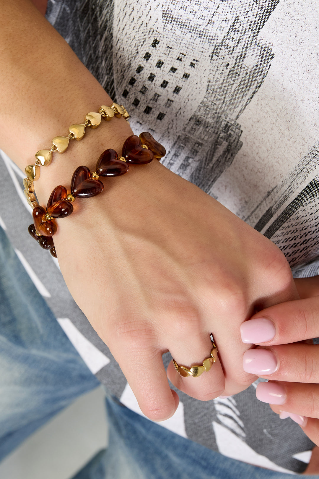 Elastic heart beaded bracelet