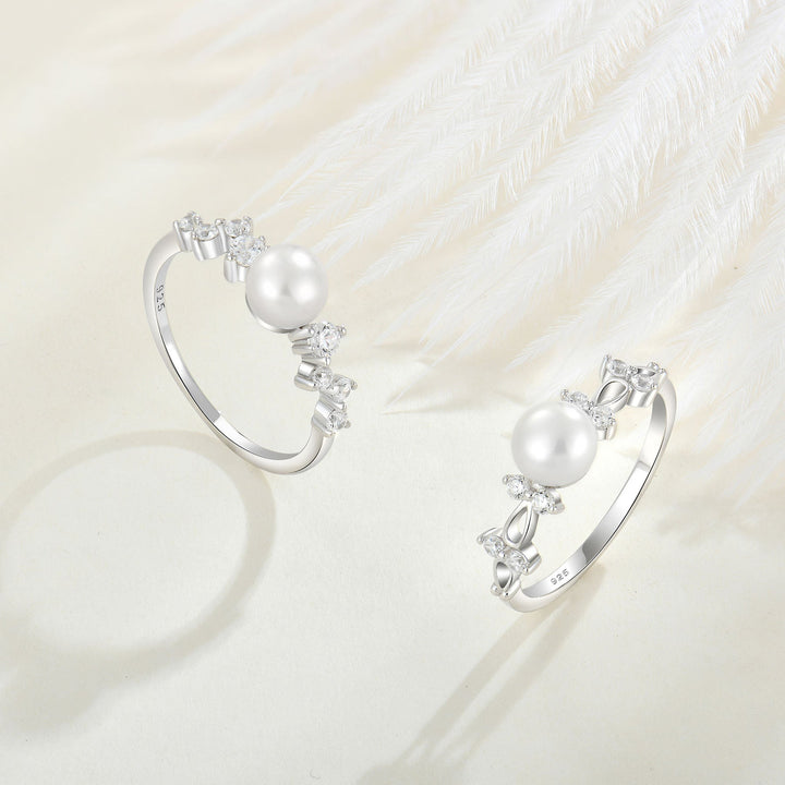 Zilveren ring met parel en zirkoon