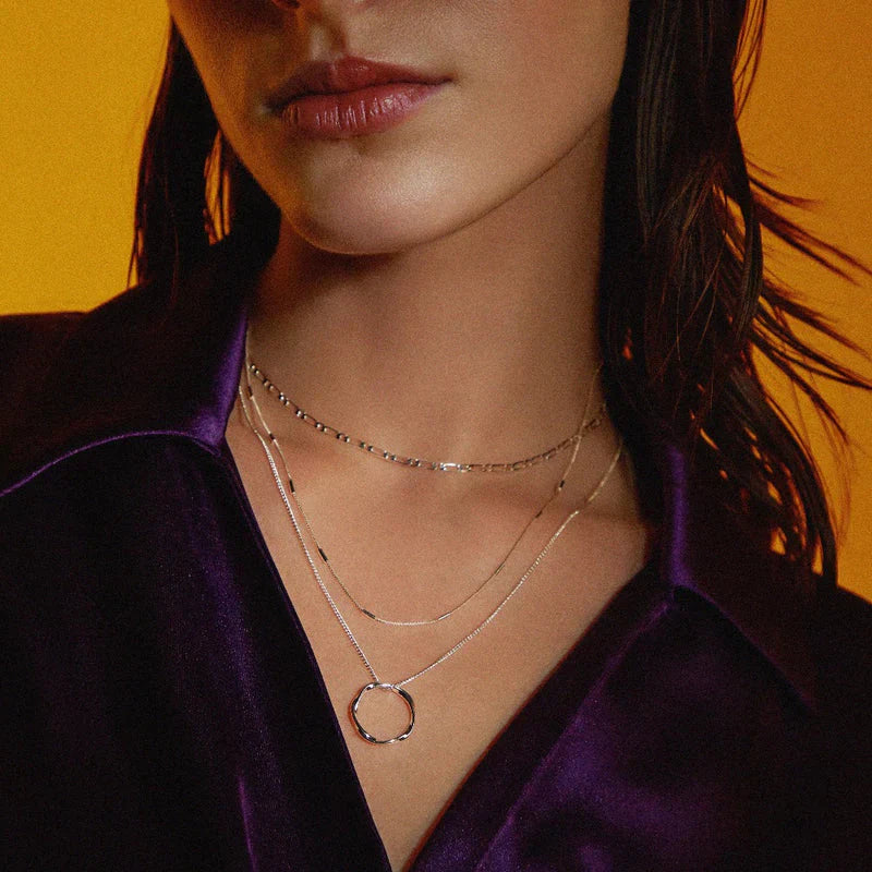 Åben Cirkel Tre Række Halskæde