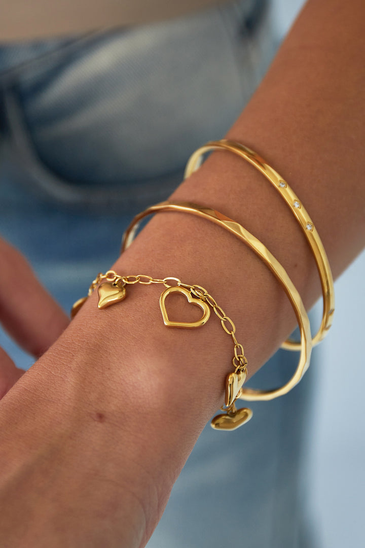 Simple mini diamond bangle